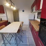 - Chez Axelle