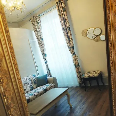 - Chez Axelle *